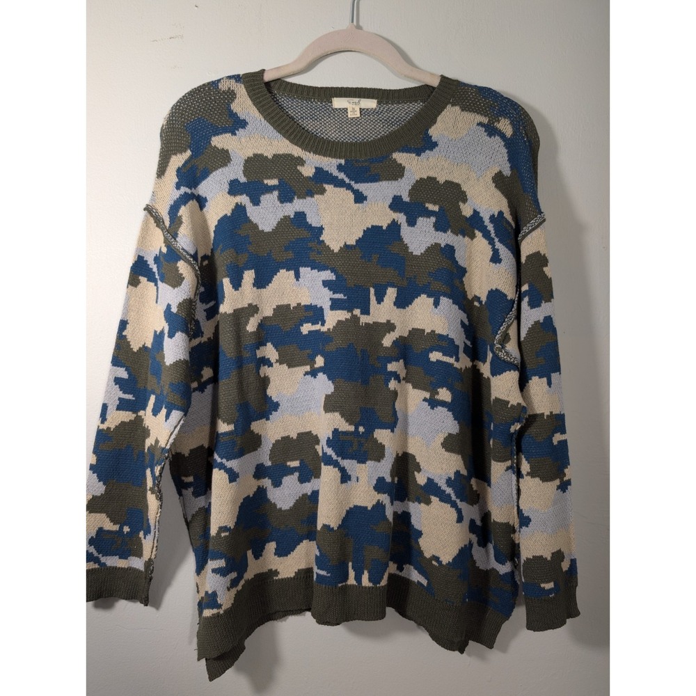 Easelβ Small Camouflage Print Sweater